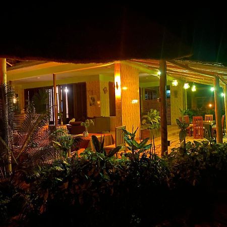 Afro Smile Hotel & Guest House - Τζίντζα Εξωτερικό φωτογραφία